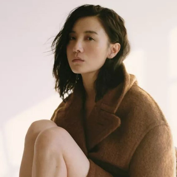 宋佳 站在角色之后 | COVER STORY 