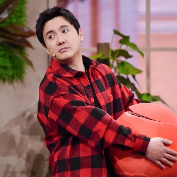 “站子”已经不是流量艺人特供，但仍是成为购物榜样的标杆儿 