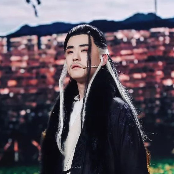张云雷版杨过引热议，金庸武侠IP翻拍成瘾，盘点捧上神坛的经典瞬间 