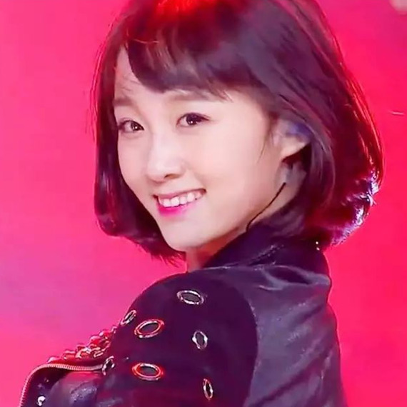 精美Idol | 李子璇，一颗会发光的豆子，明媚向阳 