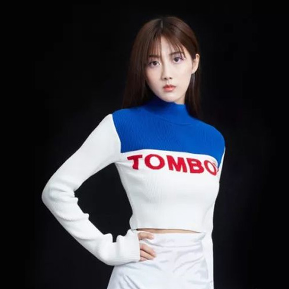 JSTYLE精美 ×《追球》女孩SNH48李艺彤 电子刊即将上线 | 挑战自己，更完美！ 