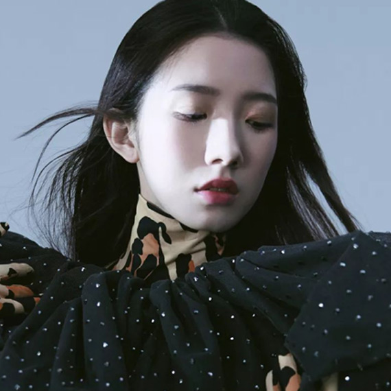 OK!封面 | 火箭少女101 孟美岐 不惧突破，倔犟到底！ 
