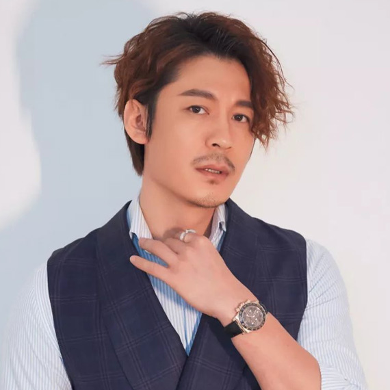 现在不流行宝藏男孩了，宝藏大叔王东了解一下？ 