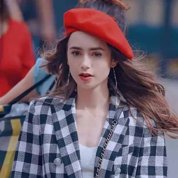 男女明星PK帽子戏法：程潇、吴宣仪、鹿晗、王一博都选它入秋！ 