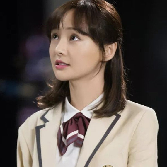 郑爽不想结婚？毕竟穿上艾利斯顿校服的她只有16岁！ 