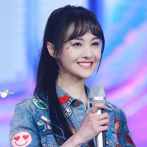谈恋爱应该怎么穿？问郑爽！ 