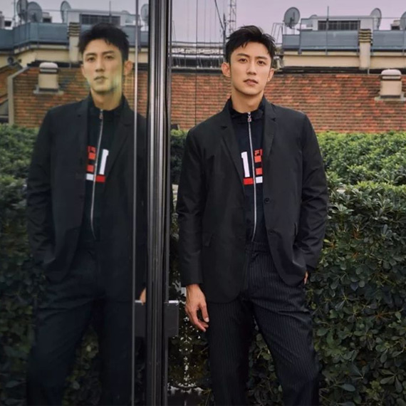 黄景瑜、吴昕、罗云熙......无数明星酷爱的运动装，到底可以玩出多少新花样? 