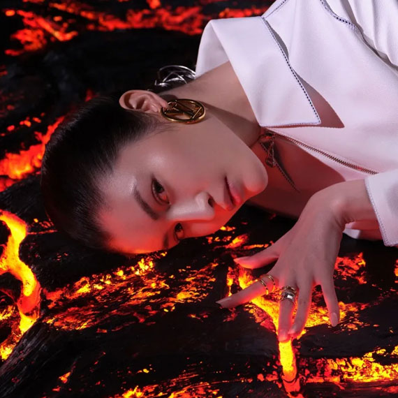 封面故事 | 何穗：炙热锋芒,野蛮生长 