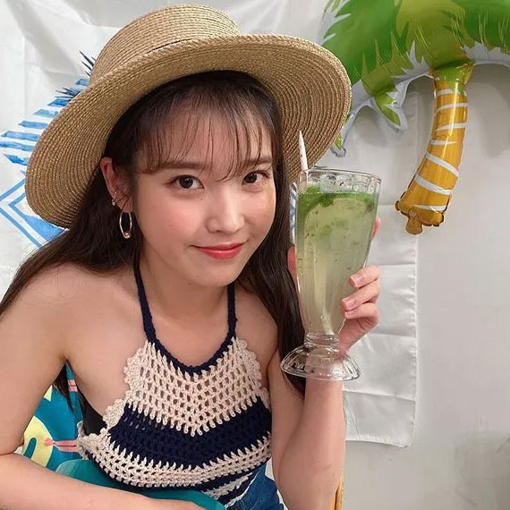吉娜用针织衫控制体重，这个方法真的可以！ 
